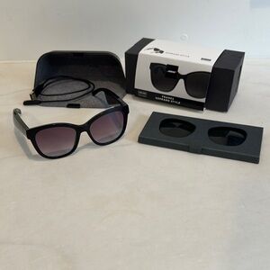 Bose Black Smartphone sunglasses Headset with Carrying Case